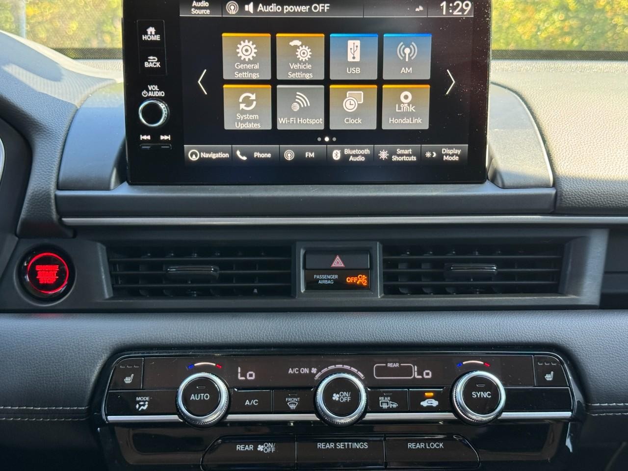 Honda Pilot Vehicle Full-screen Gallery Image 17