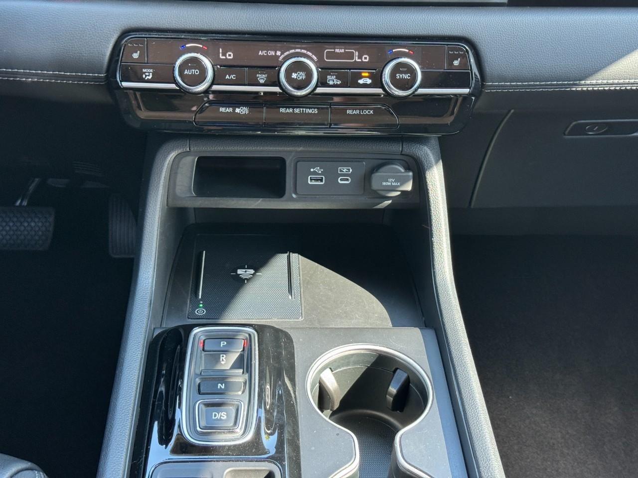Honda Pilot Vehicle Full-screen Gallery Image 18