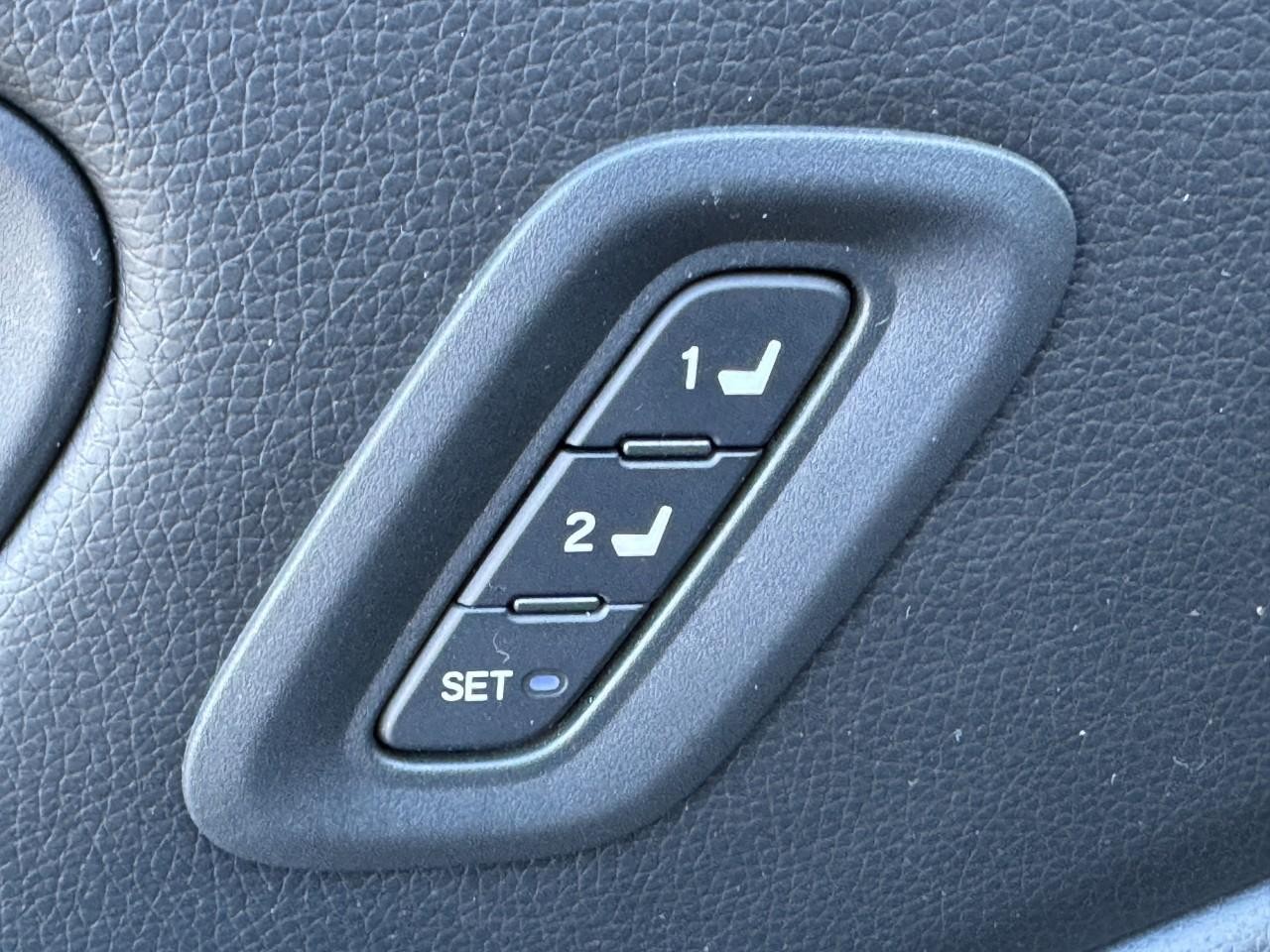 Honda Pilot Vehicle Full-screen Gallery Image 22