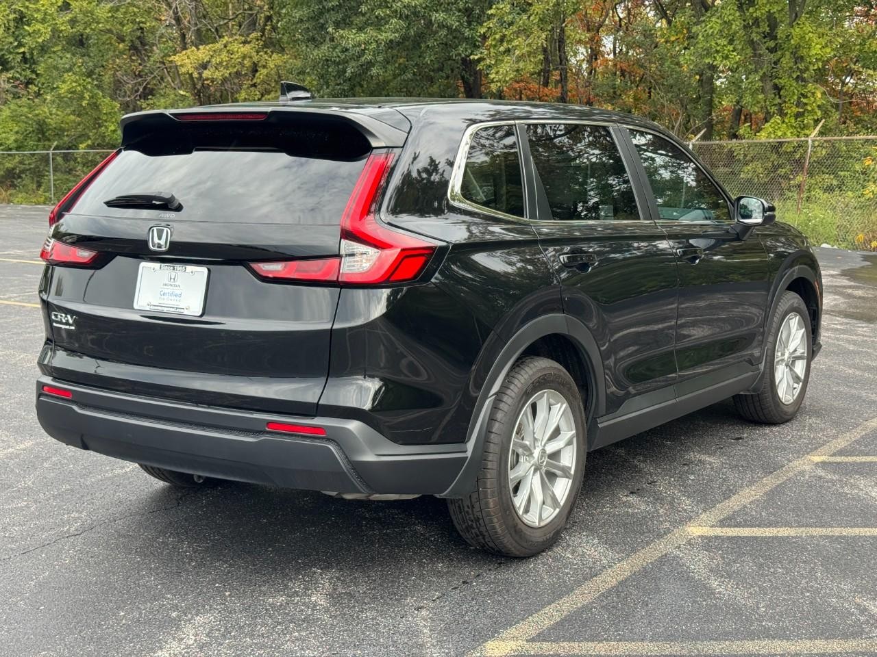 Honda CR-V Vehicle Full-screen Gallery Image 04