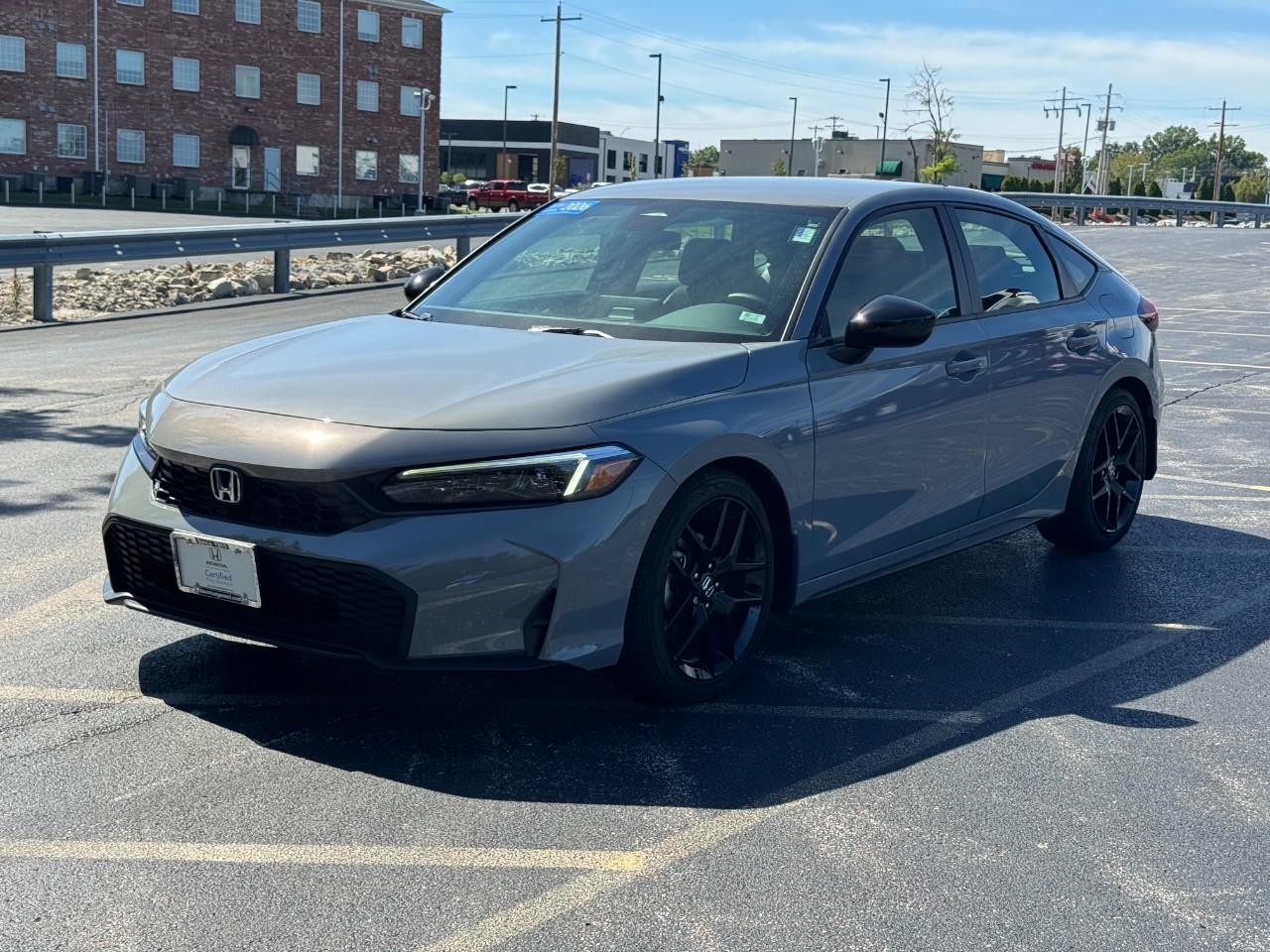 Honda Civic Hatchback Vehicle Full-screen Gallery Image 10