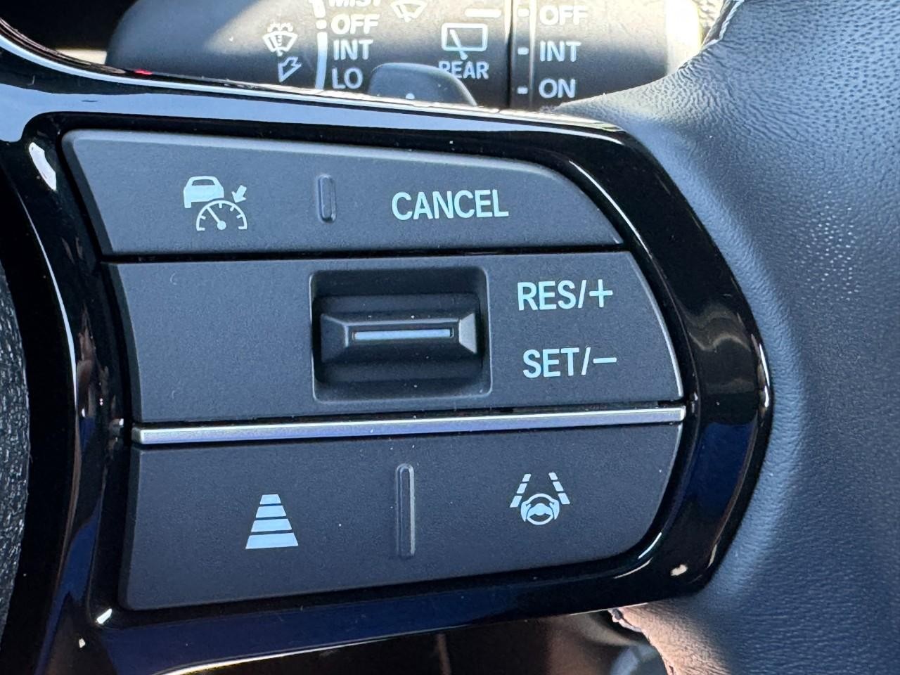 Honda Civic Hatchback Vehicle Full-screen Gallery Image 21