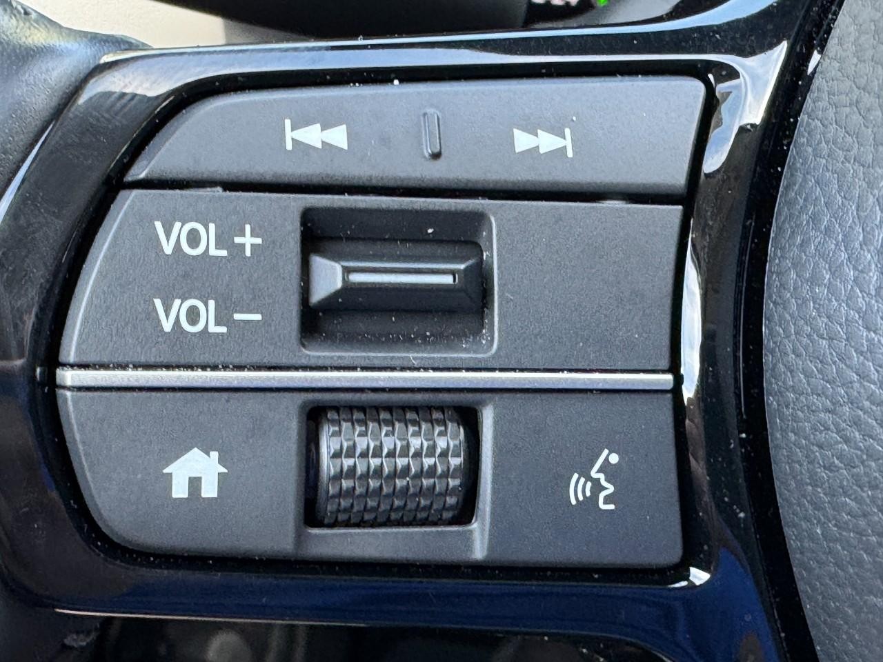 Honda HR-V Vehicle Full-screen Gallery Image 19