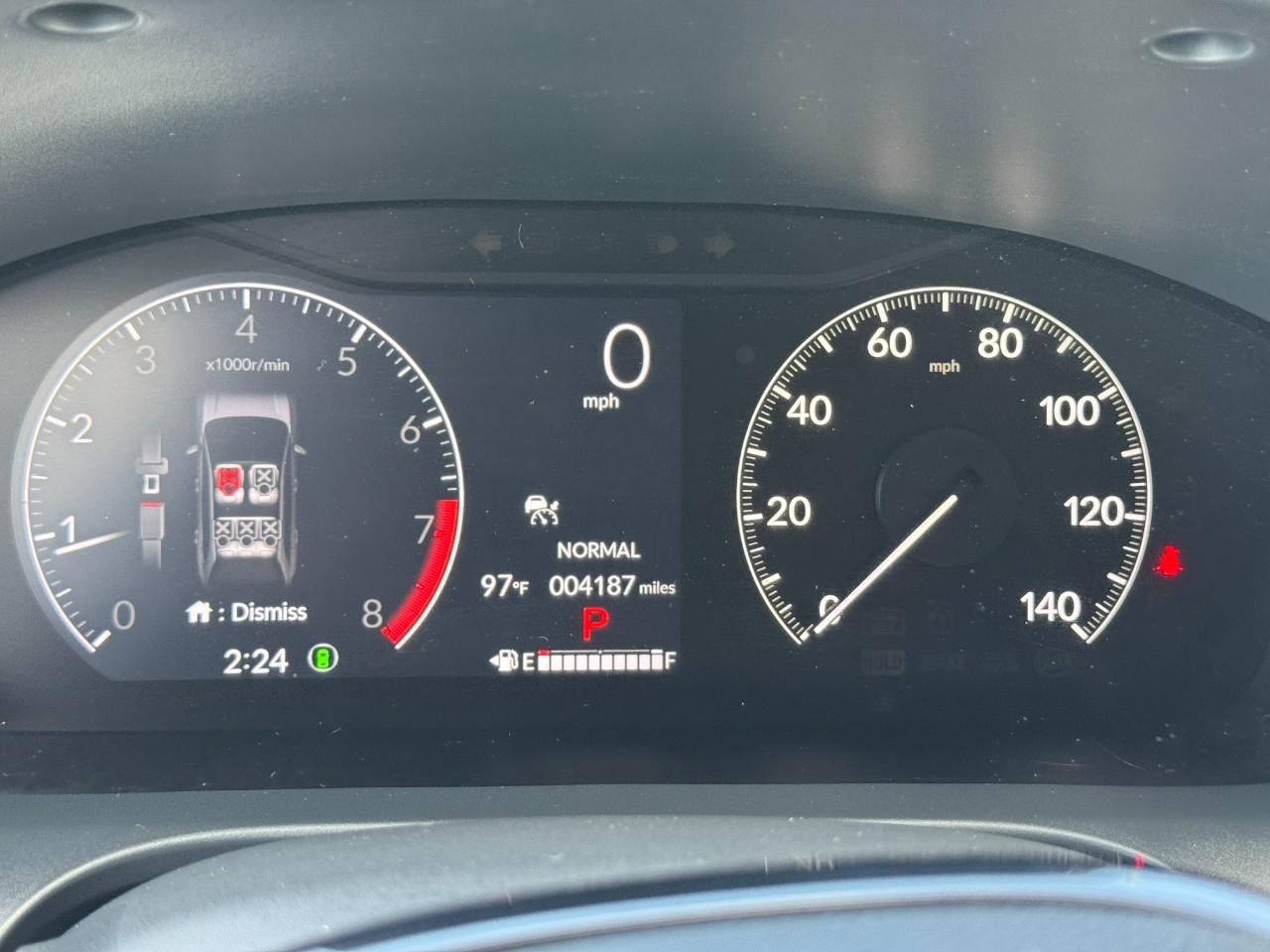 Honda HR-V Vehicle Full-screen Gallery Image 21