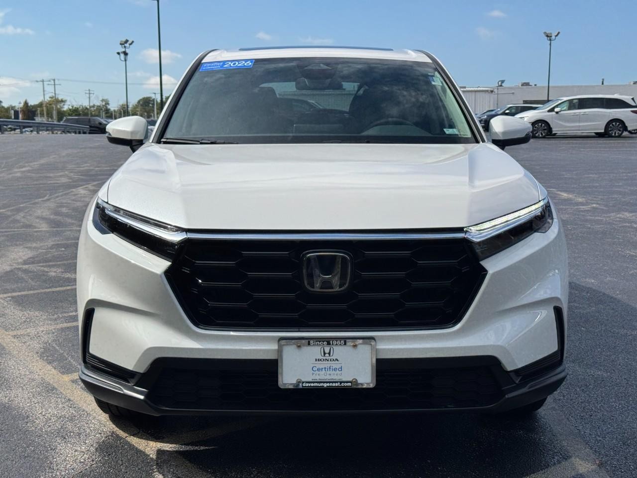 Honda CR-V Vehicle Full-screen Gallery Image 10