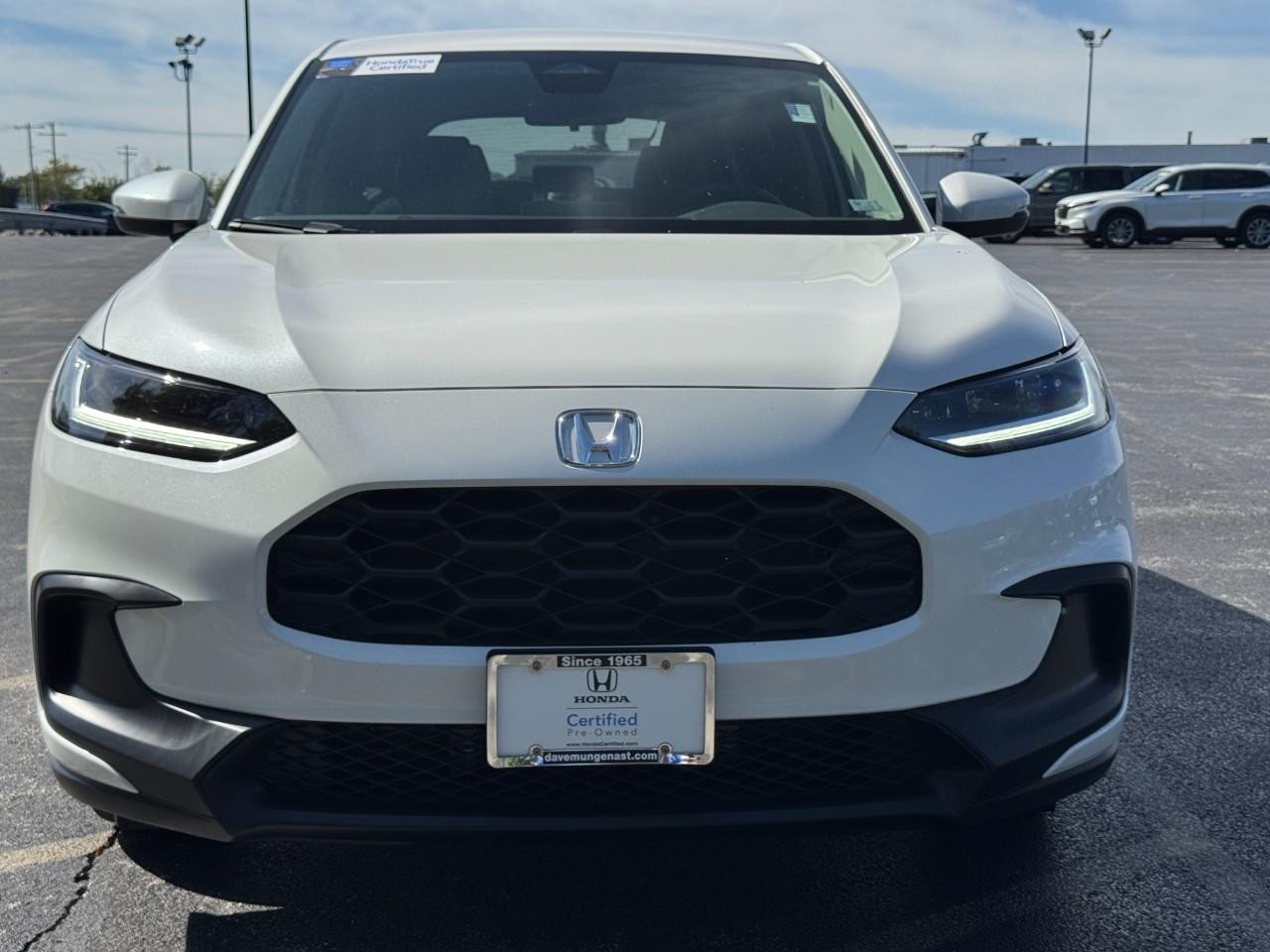 Honda HR-V Vehicle Full-screen Gallery Image 10