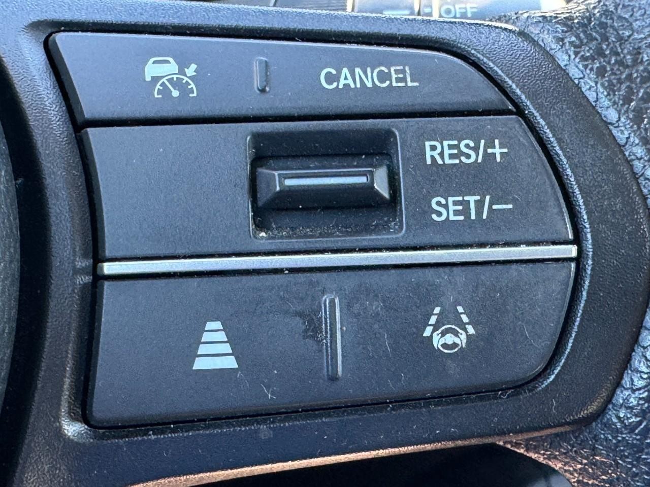 Honda CR-V Vehicle Full-screen Gallery Image 20