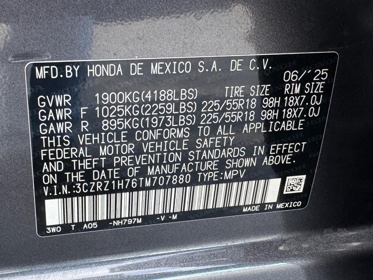 Honda HR-V Vehicle Full-screen Gallery Image 24