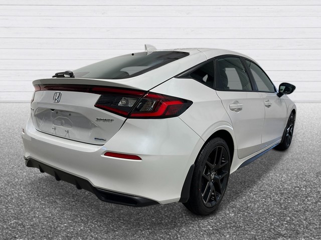 Honda Civic Hatchback Hybrid Vehicle Full-screen Gallery Image 06