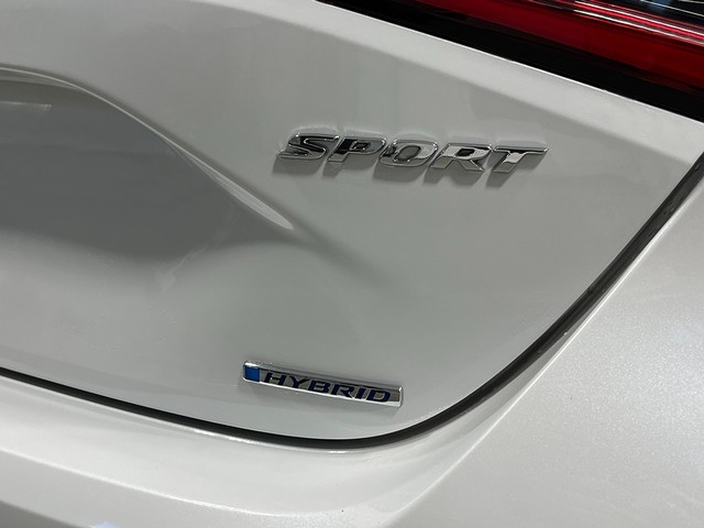 Honda Civic Hatchback Hybrid Vehicle Full-screen Gallery Image 08