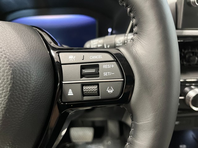 Honda CR-V Vehicle Full-screen Gallery Image 19