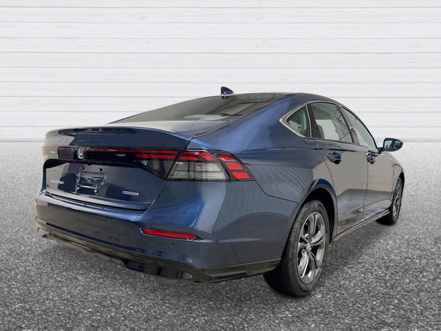 Honda Accord Hybrid Vehicle Full-screen Gallery Image 06