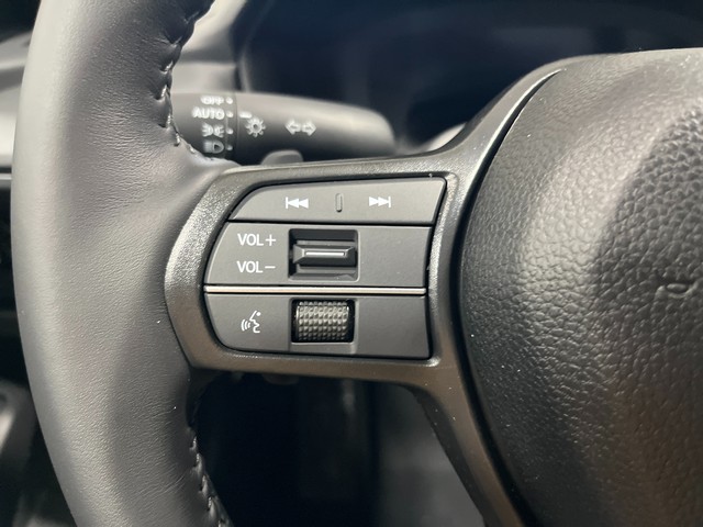 Honda Accord Hybrid Vehicle Full-screen Gallery Image 19