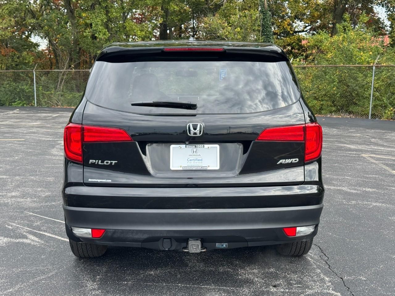 Honda Pilot Vehicle Full-screen Gallery Image 06