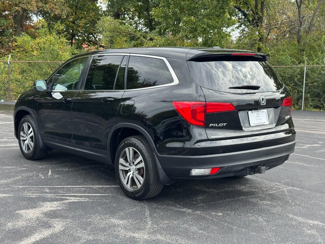 Honda Pilot Vehicle Full-screen Gallery Image 07