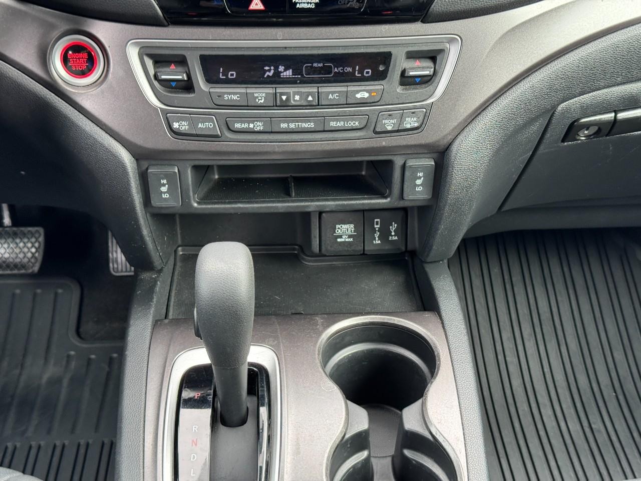 Honda Pilot Vehicle Full-screen Gallery Image 16