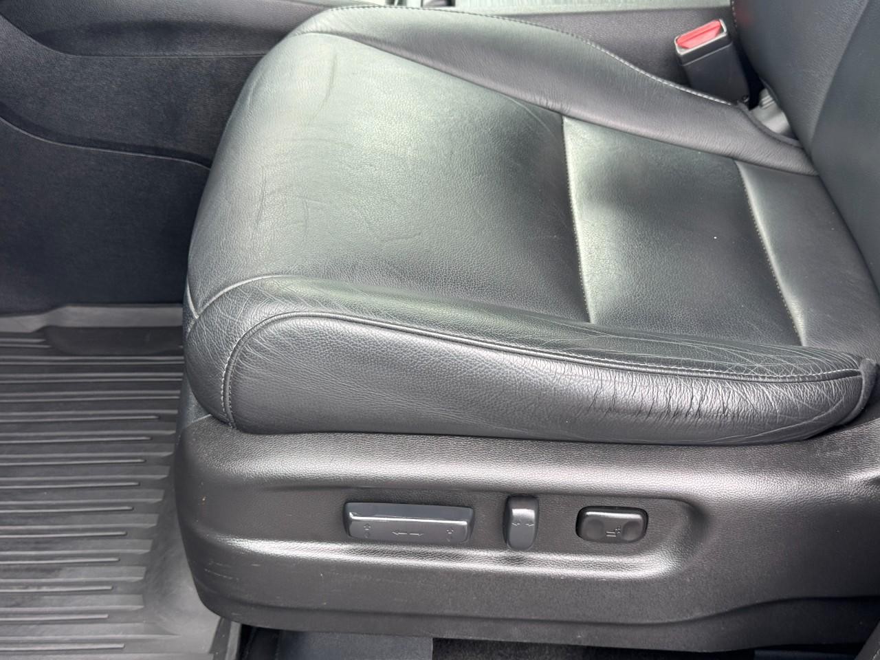 Honda Pilot Vehicle Full-screen Gallery Image 18