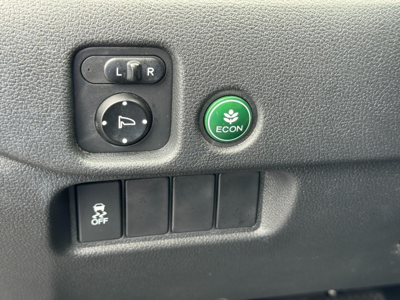 Honda Pilot Vehicle Full-screen Gallery Image 20
