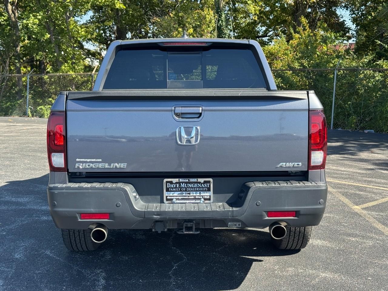 Honda Ridgeline Vehicle Full-screen Gallery Image 06