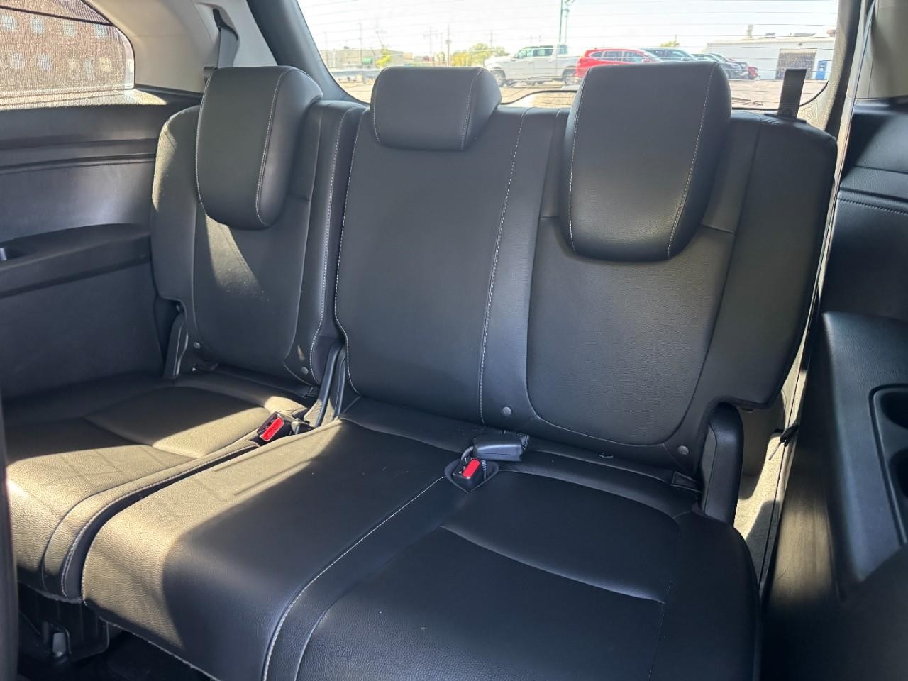 Honda Odyssey Vehicle Full-screen Gallery Image 13