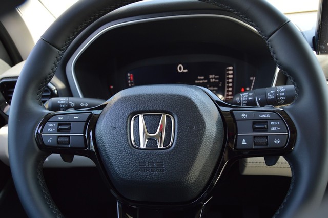 Honda Passport Vehicle Full-screen Gallery Image 12