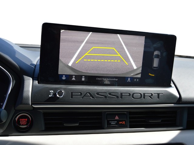 Honda Passport Vehicle Full-screen Gallery Image 18