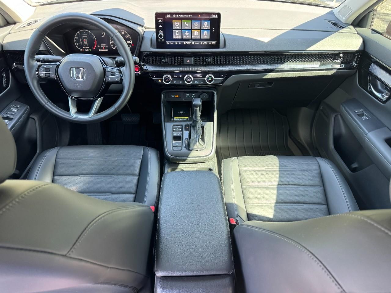 Honda CR-V Vehicle Full-screen Gallery Image 12