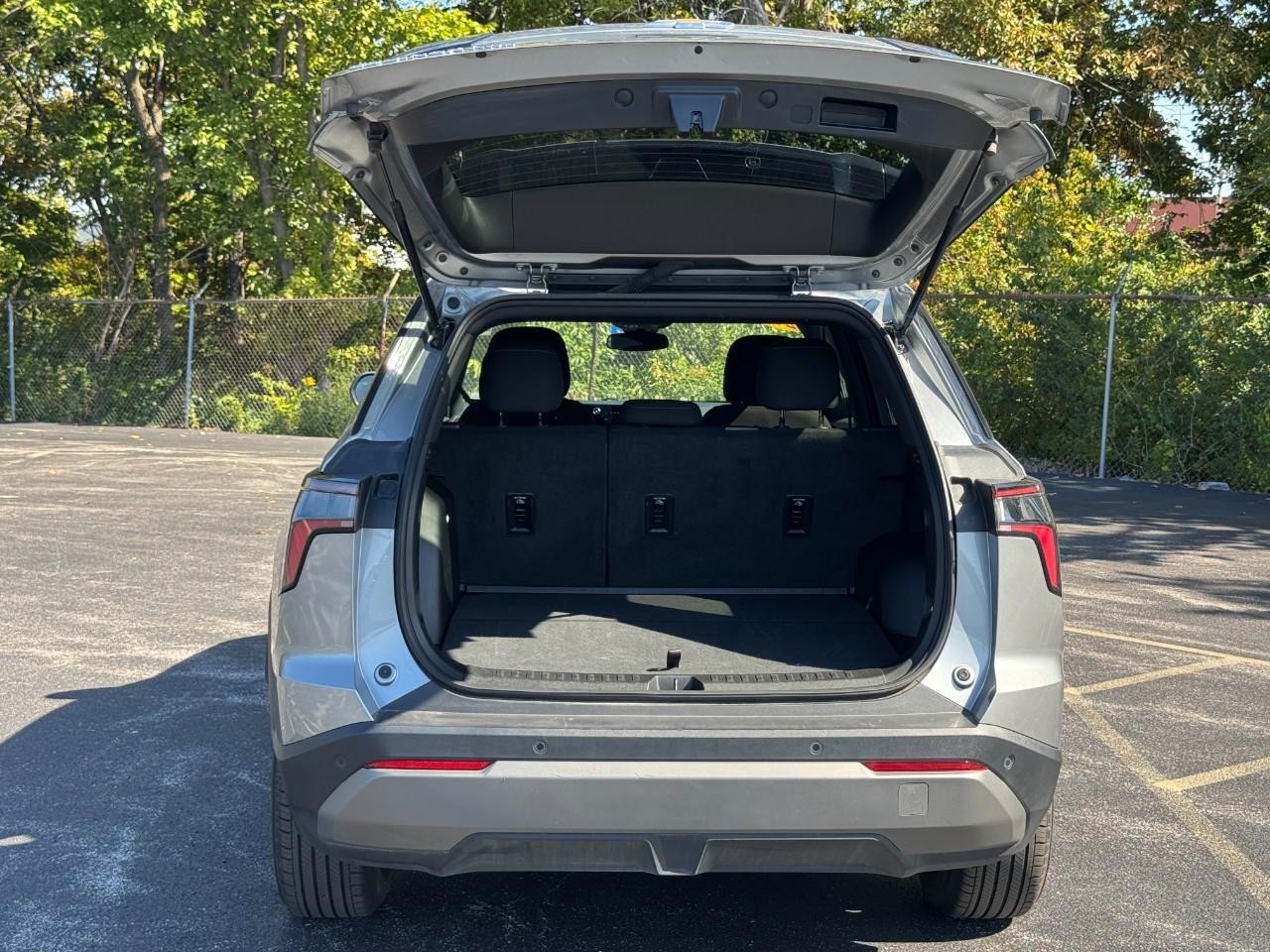 Chevrolet Equinox Vehicle Full-screen Gallery Image 05