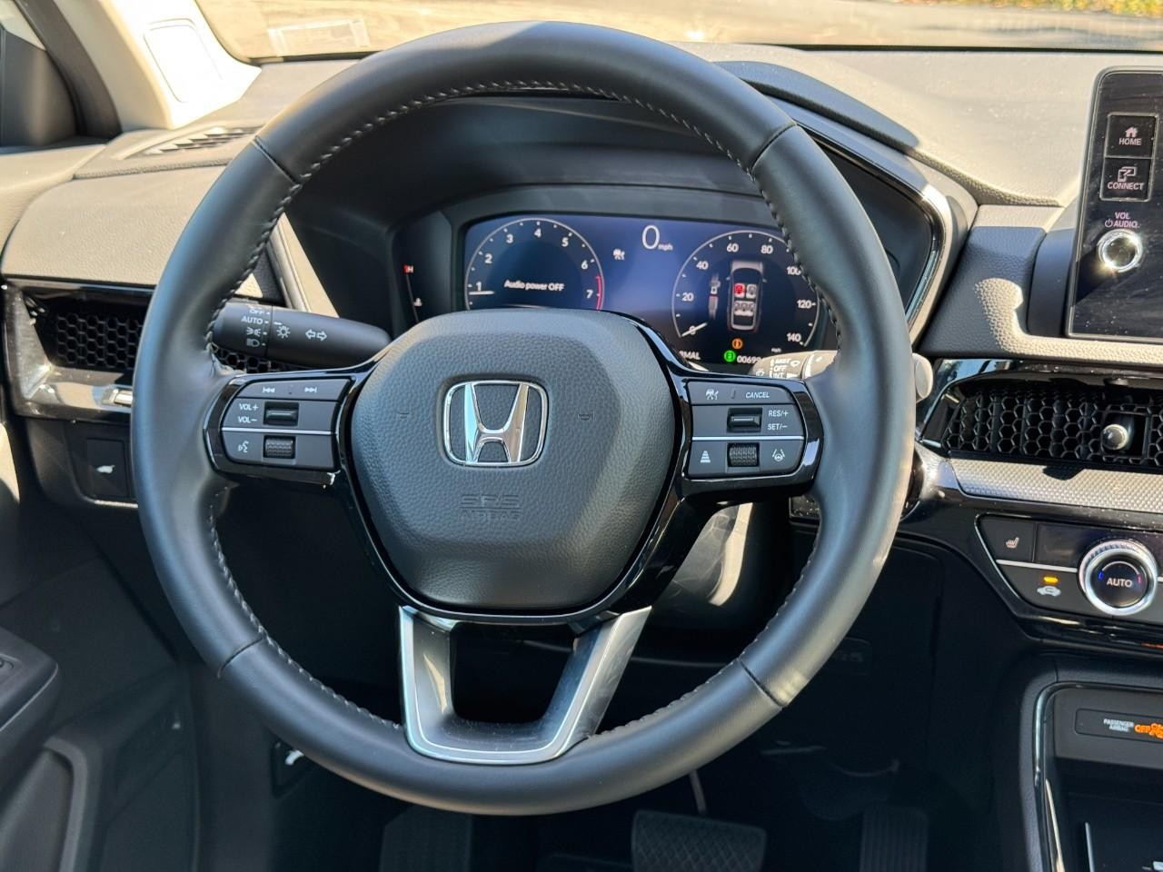 Honda CR-V Vehicle Full-screen Gallery Image 13