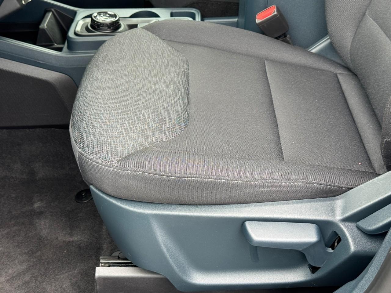 Ford Maverick Vehicle Full-screen Gallery Image 17