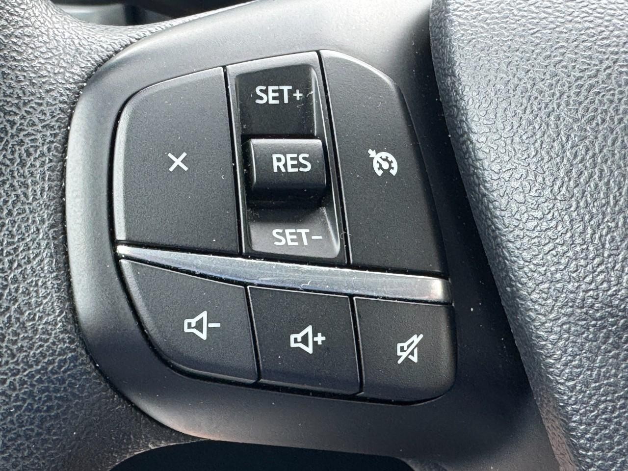 Ford Maverick Vehicle Full-screen Gallery Image 19