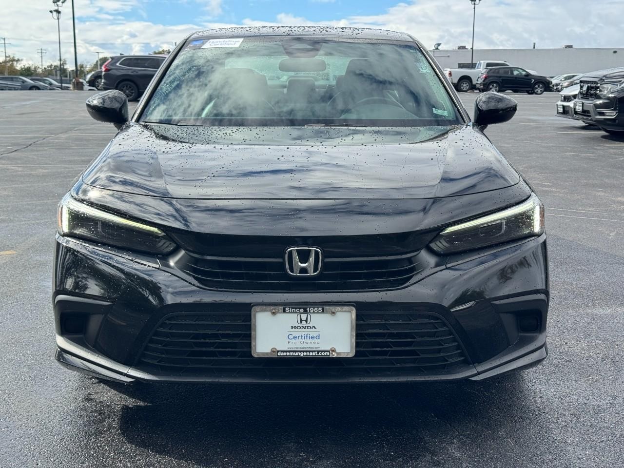 Honda Civic Sedan Vehicle Full-screen Gallery Image 11