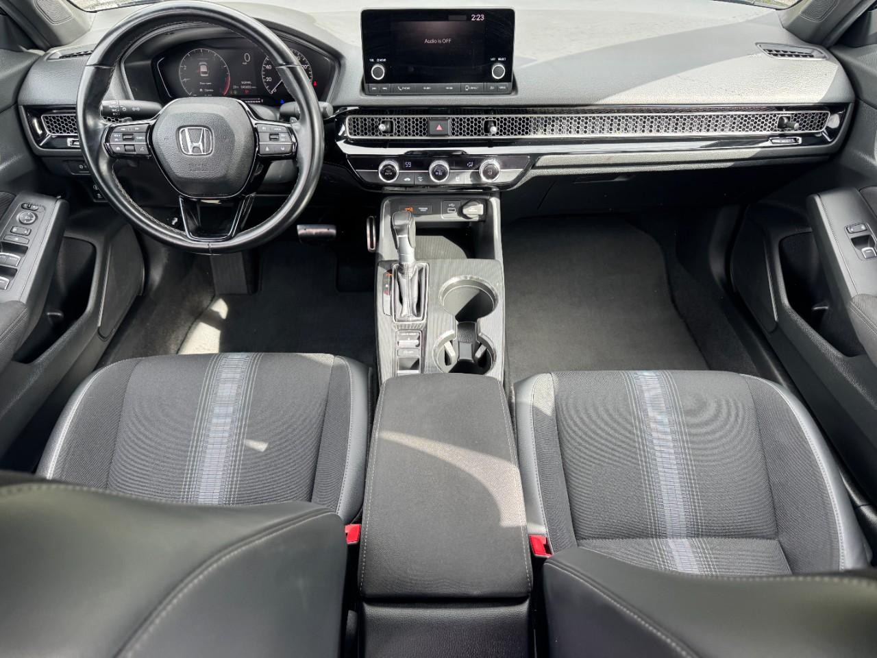 Honda Civic Sedan Vehicle Full-screen Gallery Image 13