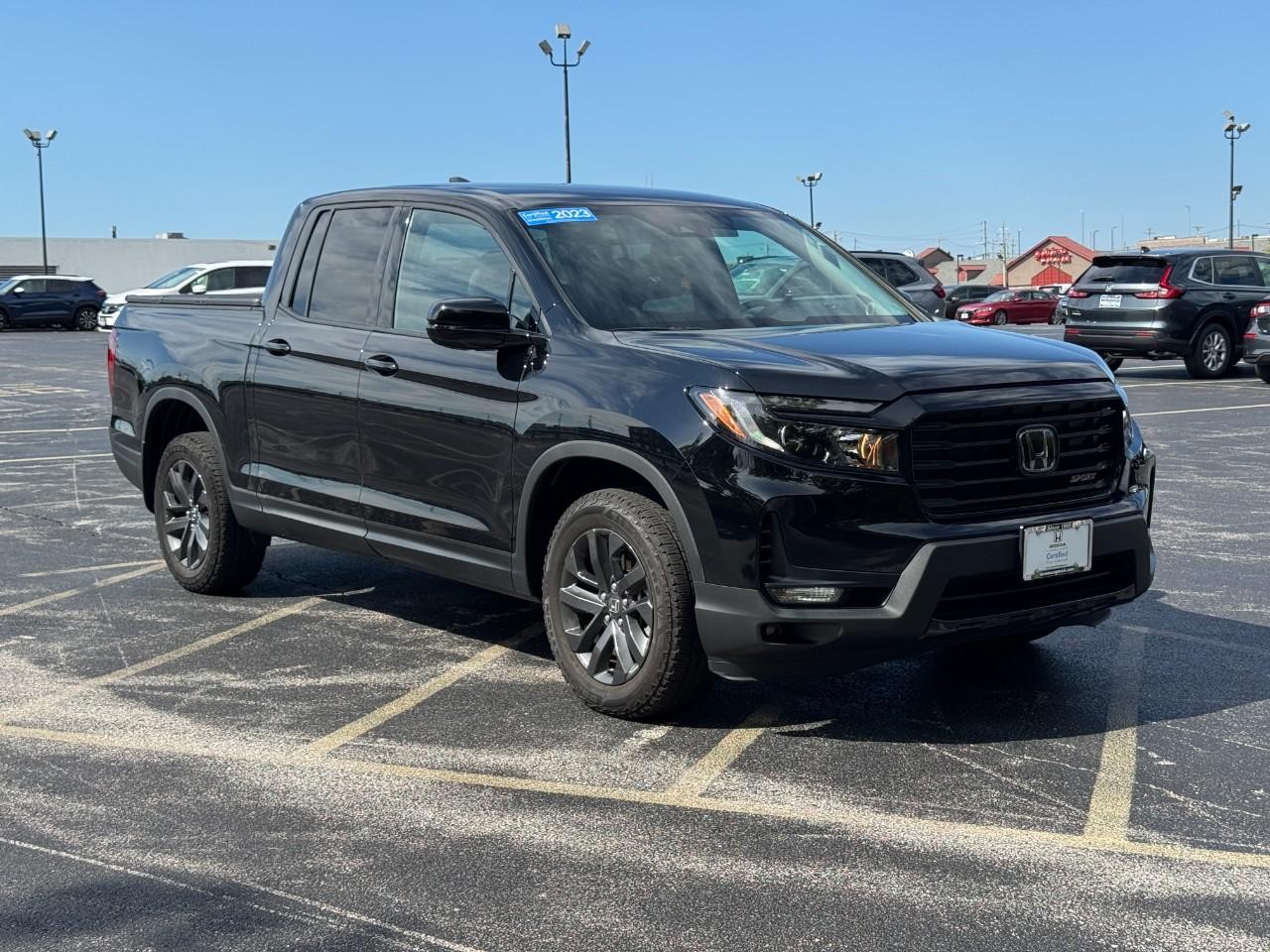Honda Ridgeline Vehicle Full-screen Gallery Image 02
