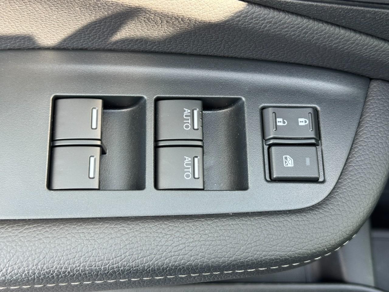 Honda Ridgeline Vehicle Full-screen Gallery Image 19