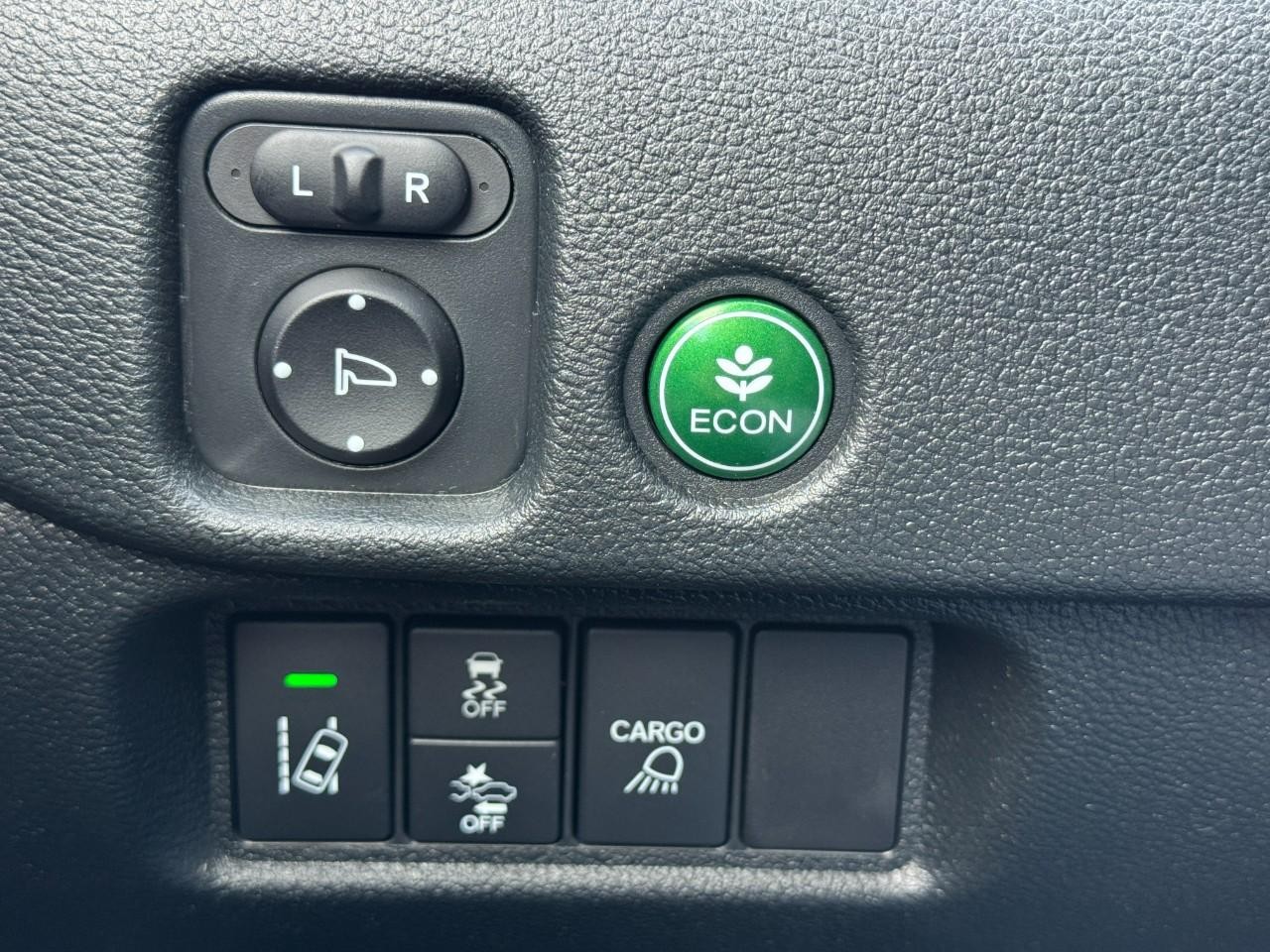 Honda Ridgeline Vehicle Full-screen Gallery Image 20