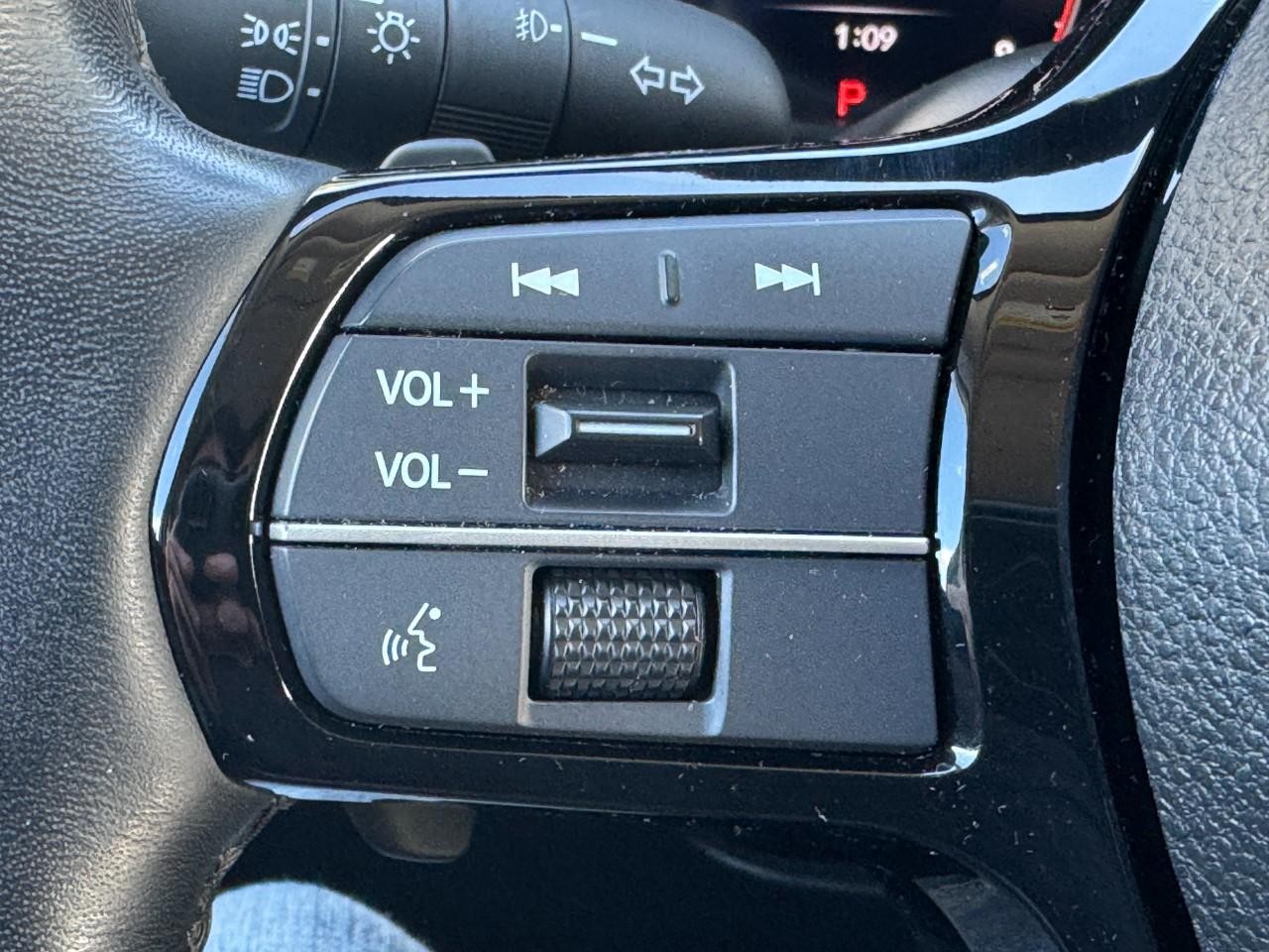 Honda Pilot Vehicle Full-screen Gallery Image 22