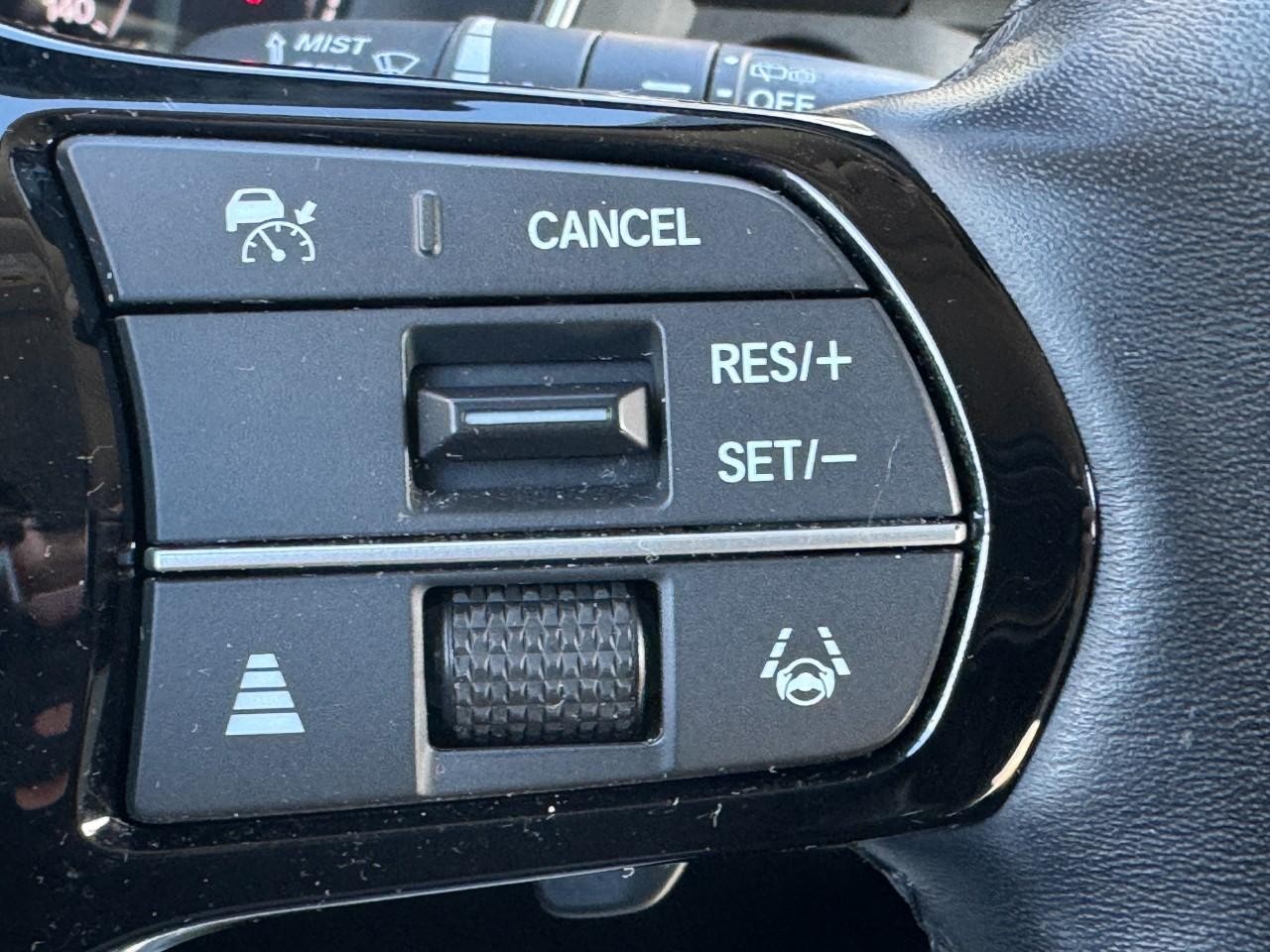 Honda Pilot Vehicle Full-screen Gallery Image 23
