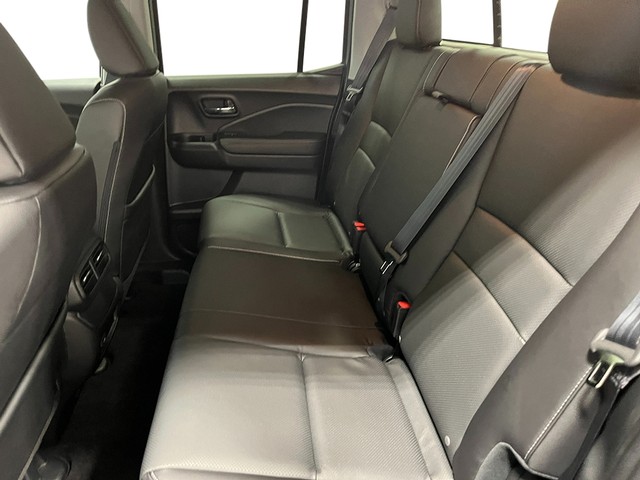 Honda Ridgeline Vehicle Full-screen Gallery Image 23