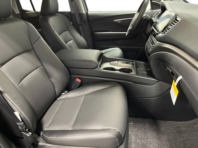Honda Ridgeline Vehicle Full-screen Gallery Image 28