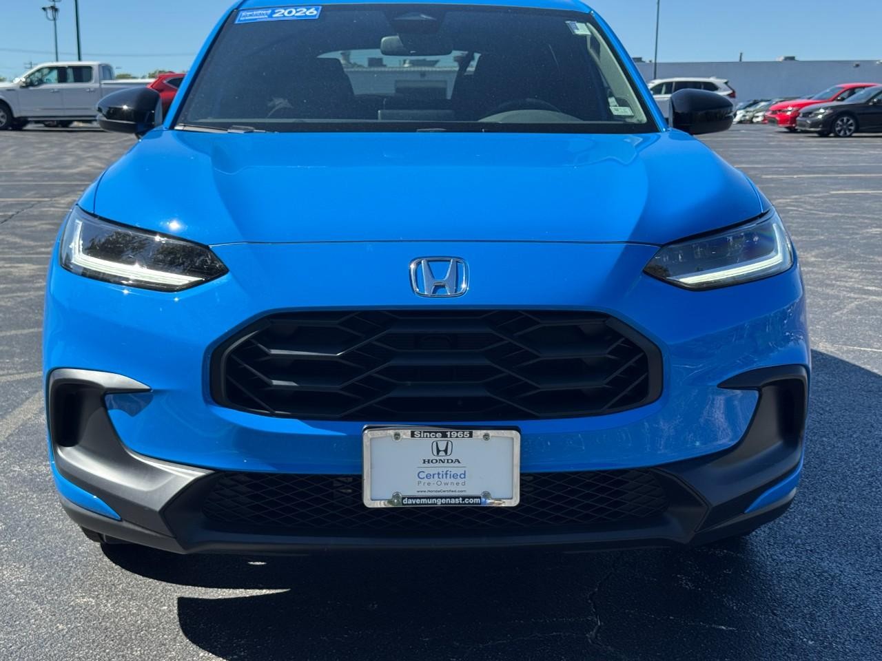 Honda HR-V Vehicle Full-screen Gallery Image 11
