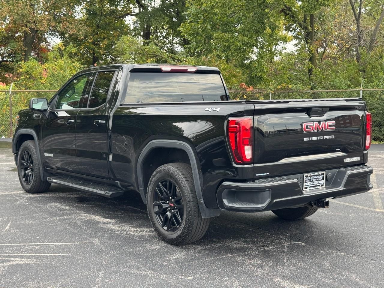 GMC Sierra 1500 Vehicle Full-screen Gallery Image 07