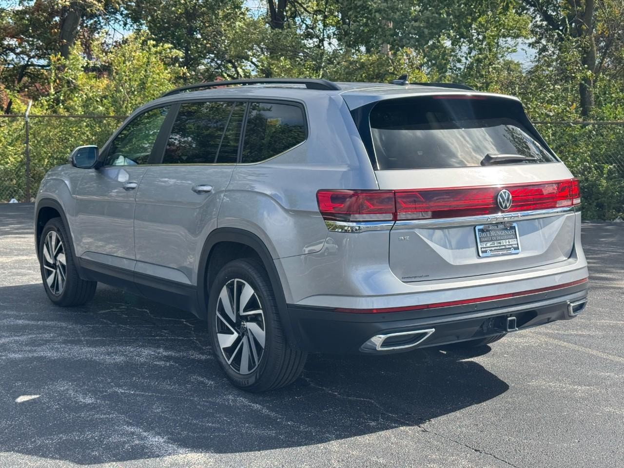 Volkswagen Atlas Vehicle Full-screen Gallery Image 08
