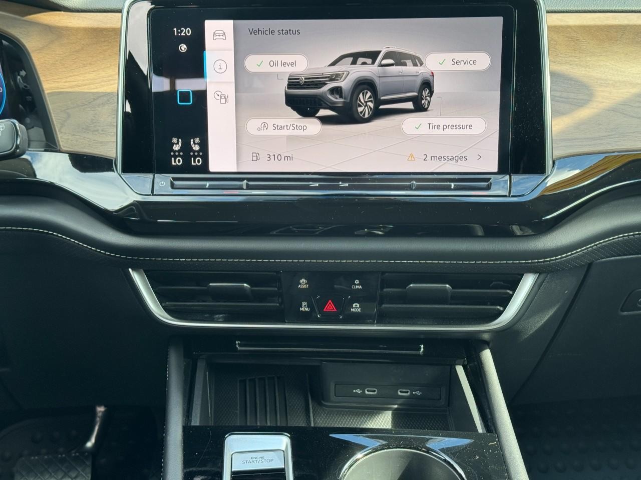 Volkswagen Atlas Vehicle Full-screen Gallery Image 16