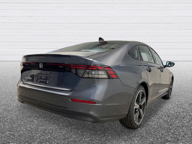 Honda Accord Sedan Vehicle Full-screen Gallery Image 06