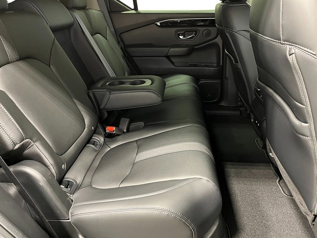 Honda Passport Vehicle Full-screen Gallery Image 27