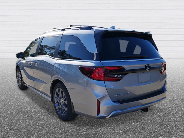 Honda Odyssey Vehicle Full-screen Gallery Image 03