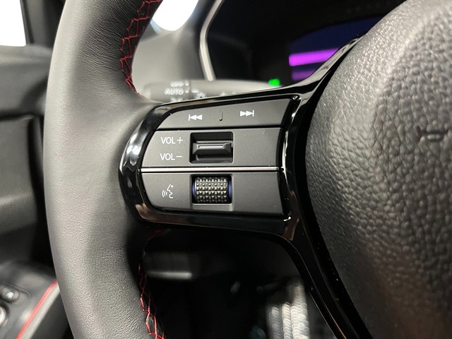 Honda Civic Si Vehicle Full-screen Gallery Image 18