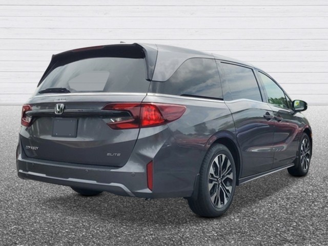 Honda Odyssey Vehicle Full-screen Gallery Image 05
