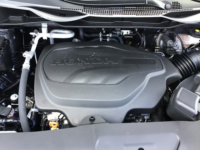 Honda Odyssey Vehicle Full-screen Gallery Image 09